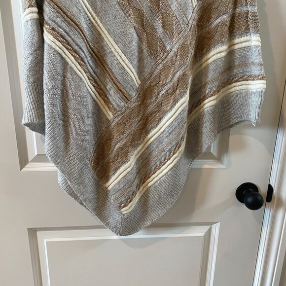 WHBM Poncho Sweater Gray, Cream and Brown Size Medium - Picture 6 of 11